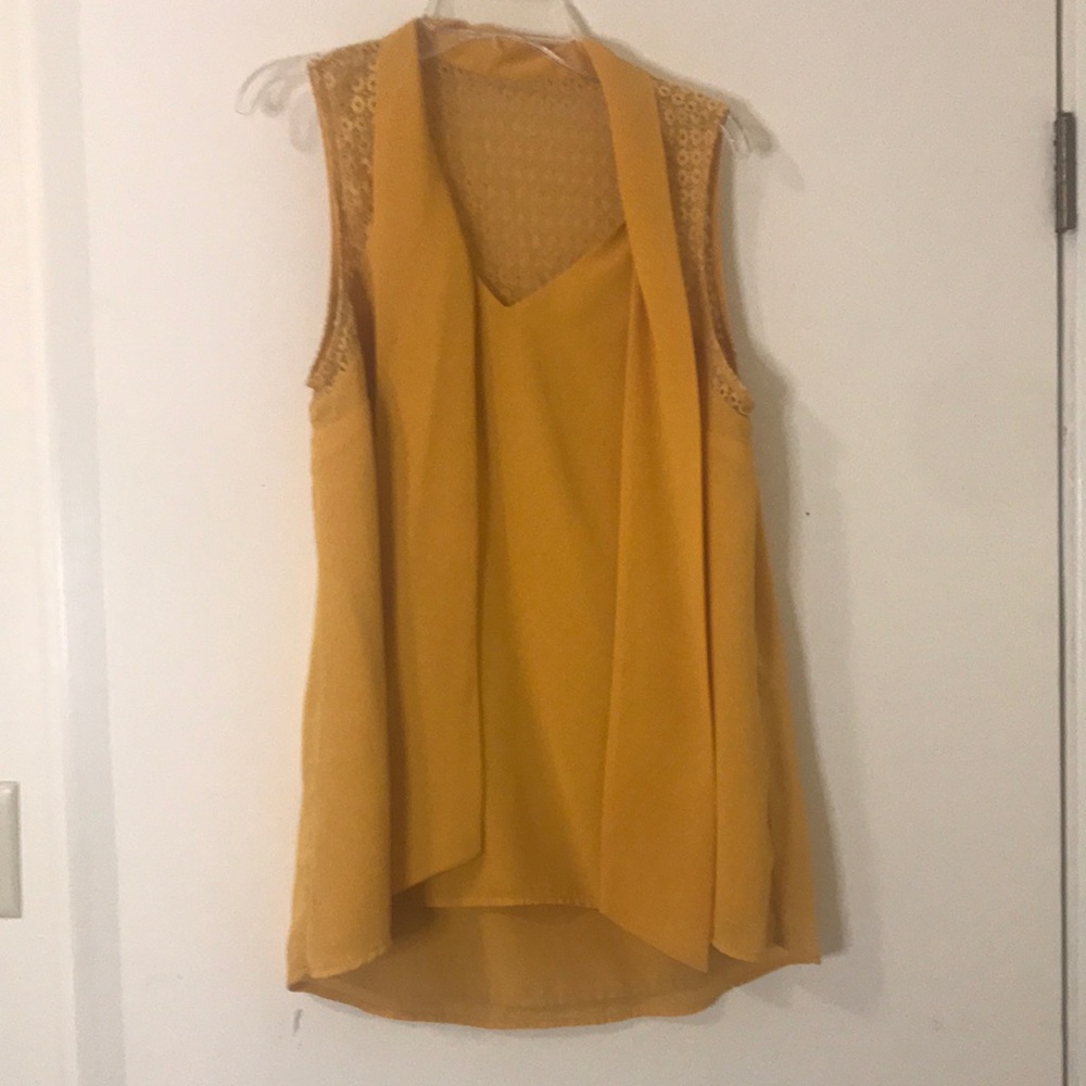 41 Hawthorn Sleeveless mustard blouse